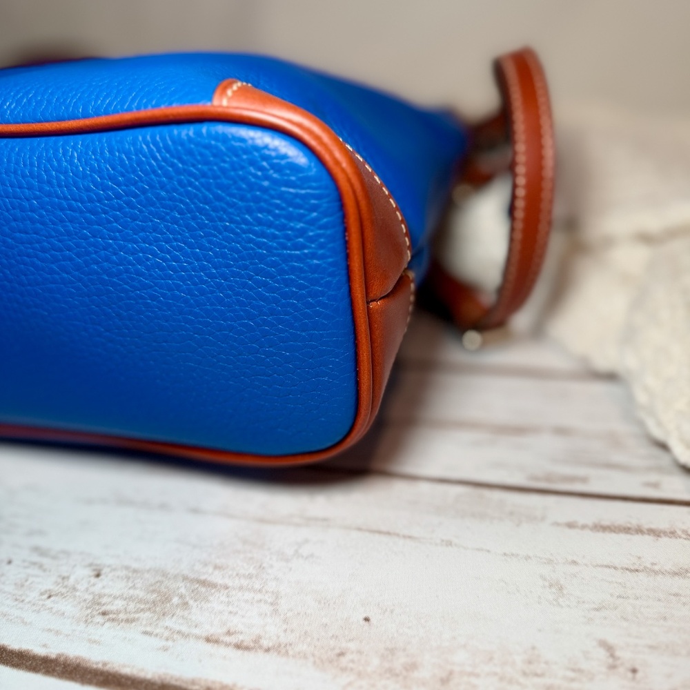 NWT Dooney & Bourke Pebble Grain Crossbody - French Blue - Picture 5 of 10